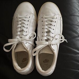 Nike White Leather Women’s Sneakers